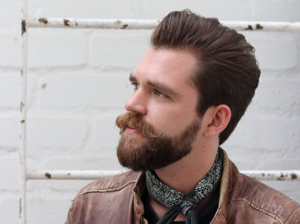 Male shave